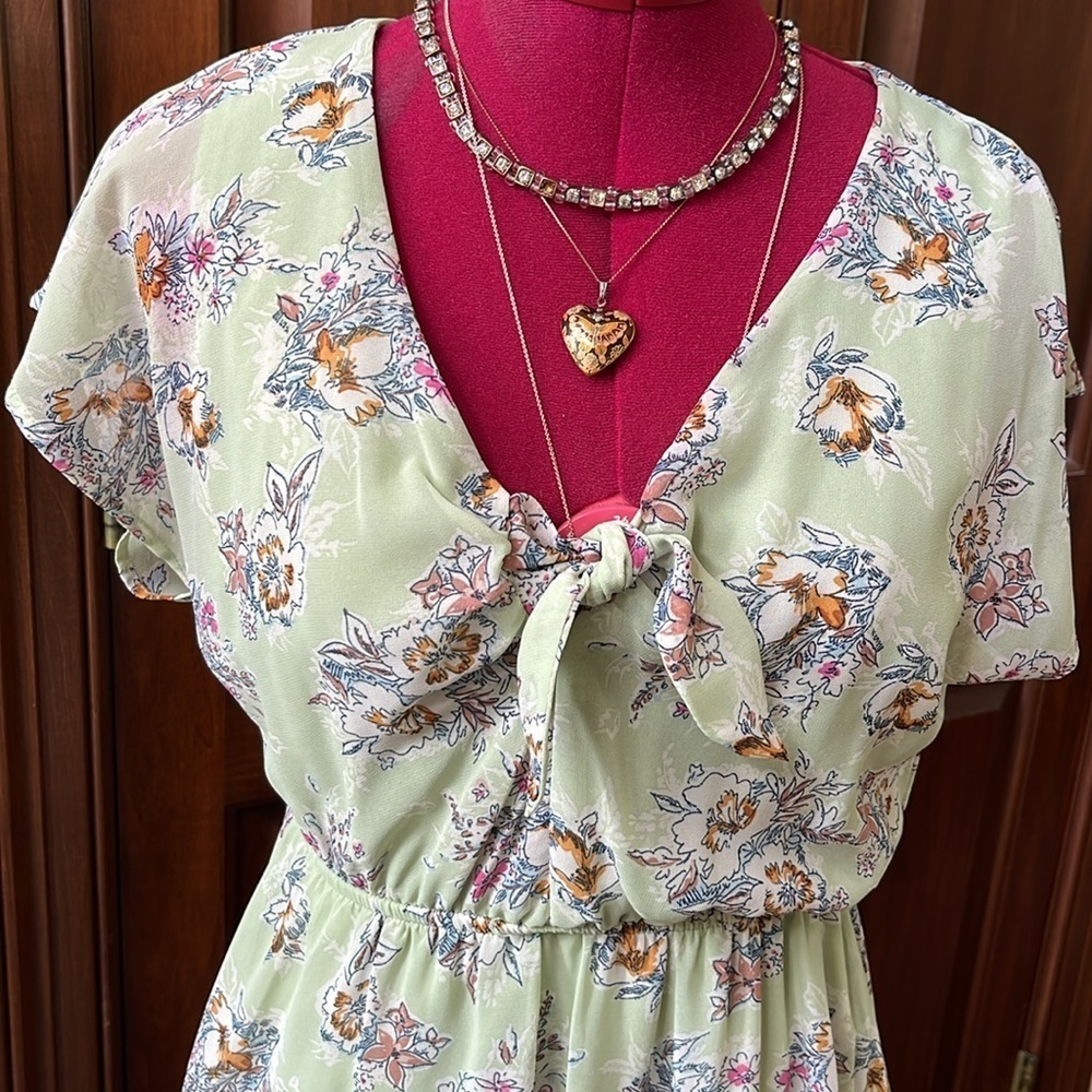 As U Wish  Sheer Overlay V-neck cap sleeve dress  mini to Maxi  Sage NWOT Size S - Picture 3 of 16
